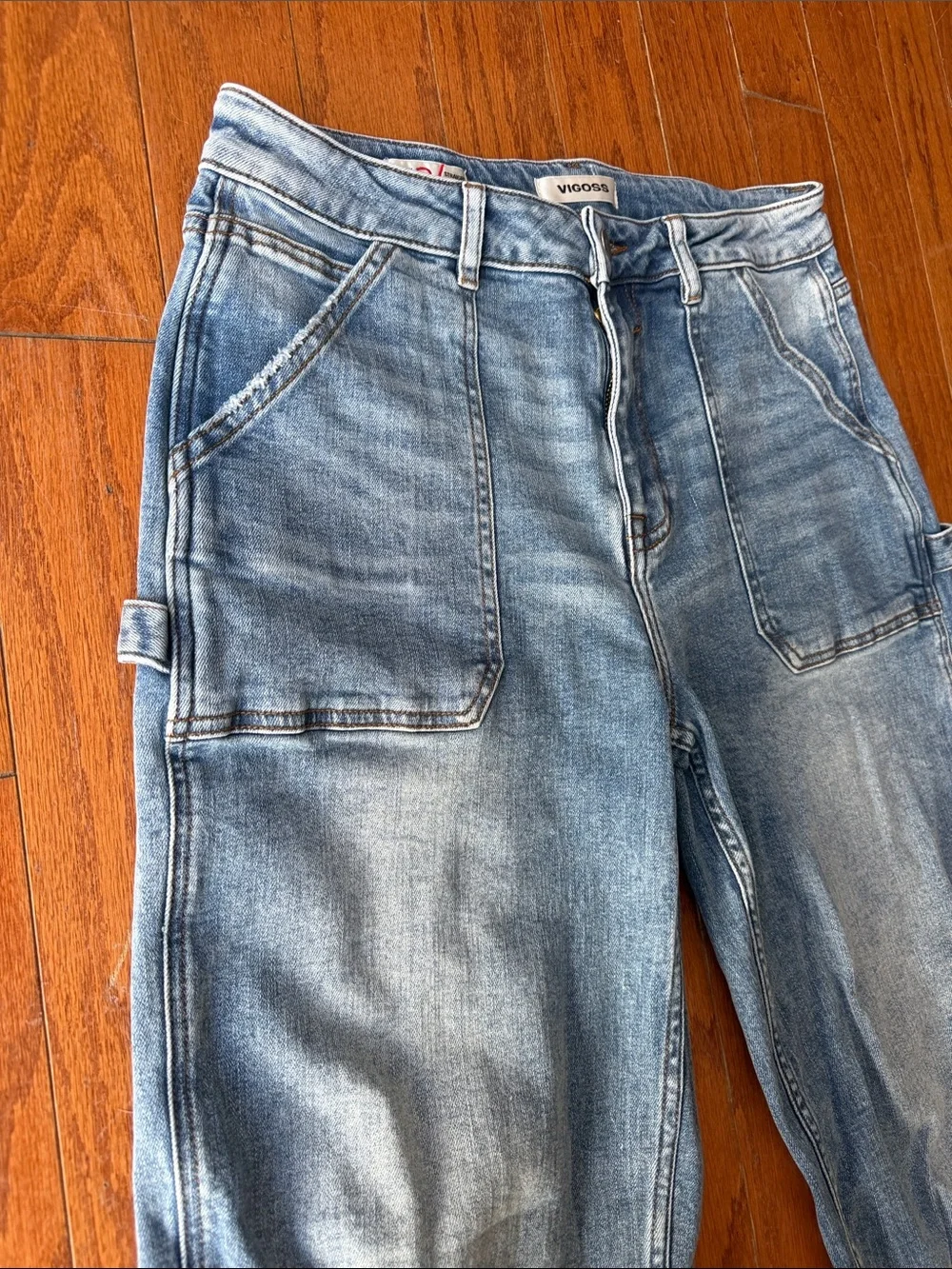 Vigoss NWOT ($74.00) Ripped Baggy Straight Leg Utility Jeans in Medium Blue